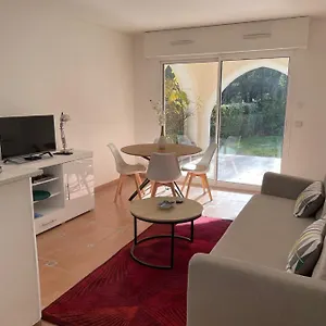 2 Pieces Raphael Renove, Classe 4 Etoiles, 100 M Plages, Piscine, Tennis, Parc, Terrasse, Jardin Privatif Appartement